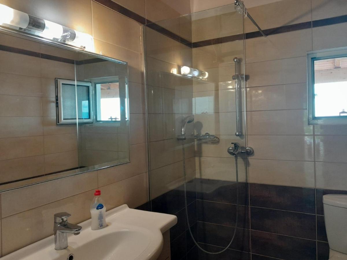 Helen Apartments Lukova Kültér fotó