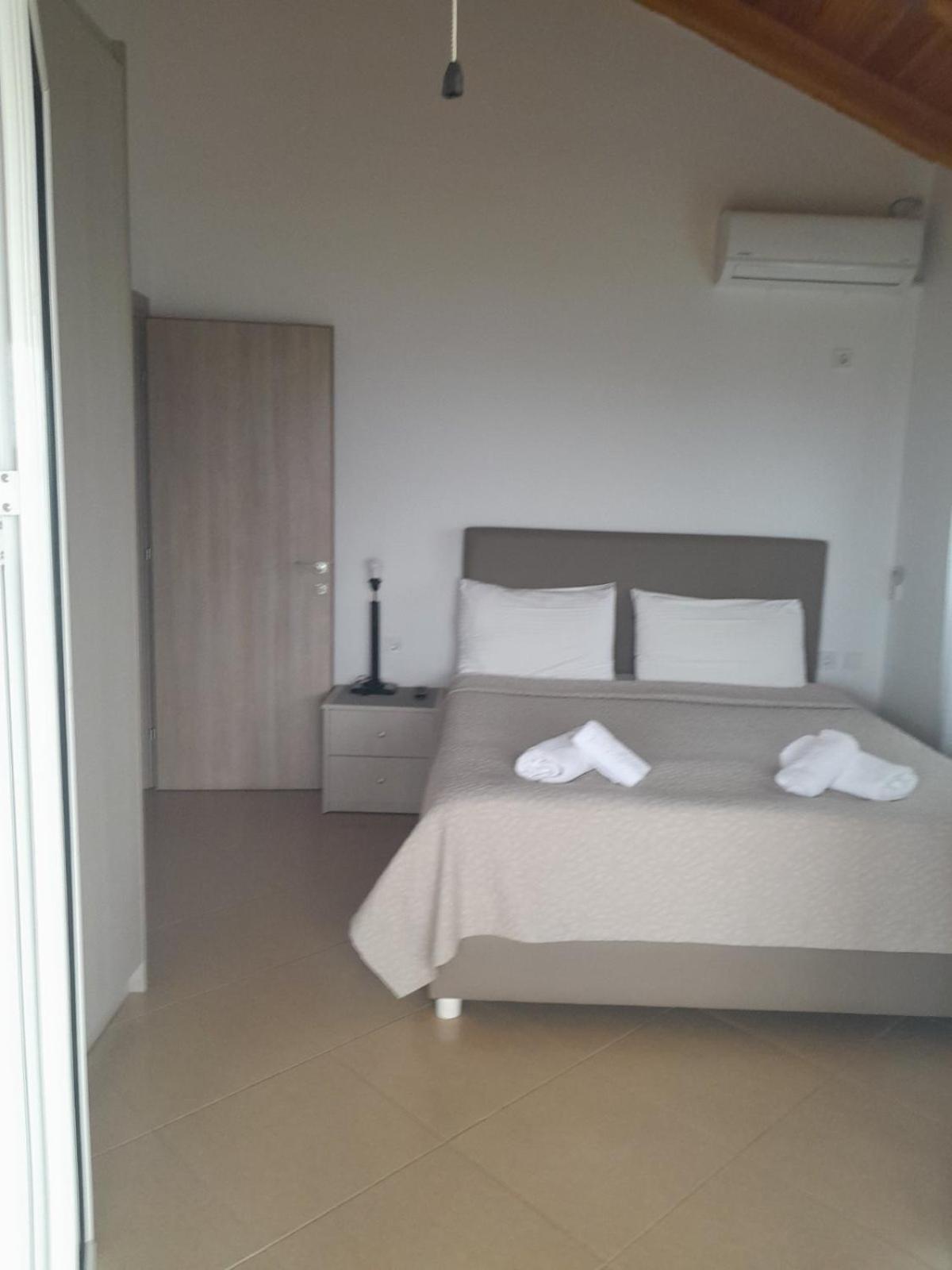 Helen Apartments Lukova Kültér fotó